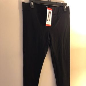 Black stretch pants NWT